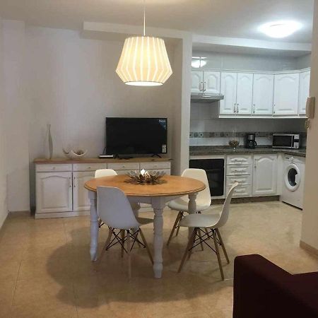 Apartamentos Maria Luisa 2 Лос Кристианос Екстериор снимка